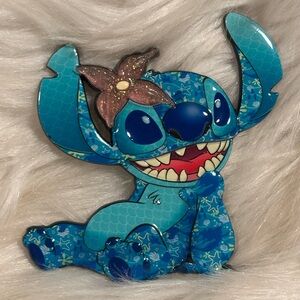Jumbo Stitch Crashes Disney Collection Little Mermaid Pin 4 of 12